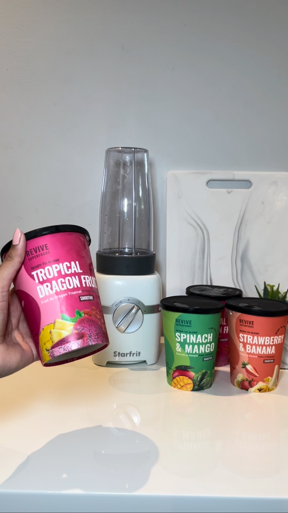 Revive Superfoods smoothies tropical dragon fruit